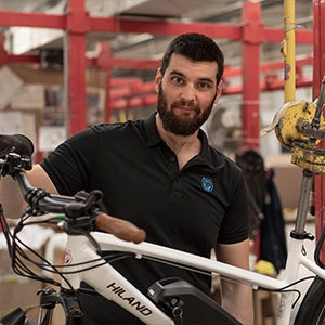 Hiland Aluminum Mountain Bike 21 Speeds, Hydraulic Disc-Brakes, Lock-Out Suspension Fork, 27.5 inch Wheel, Bike for Men Mens