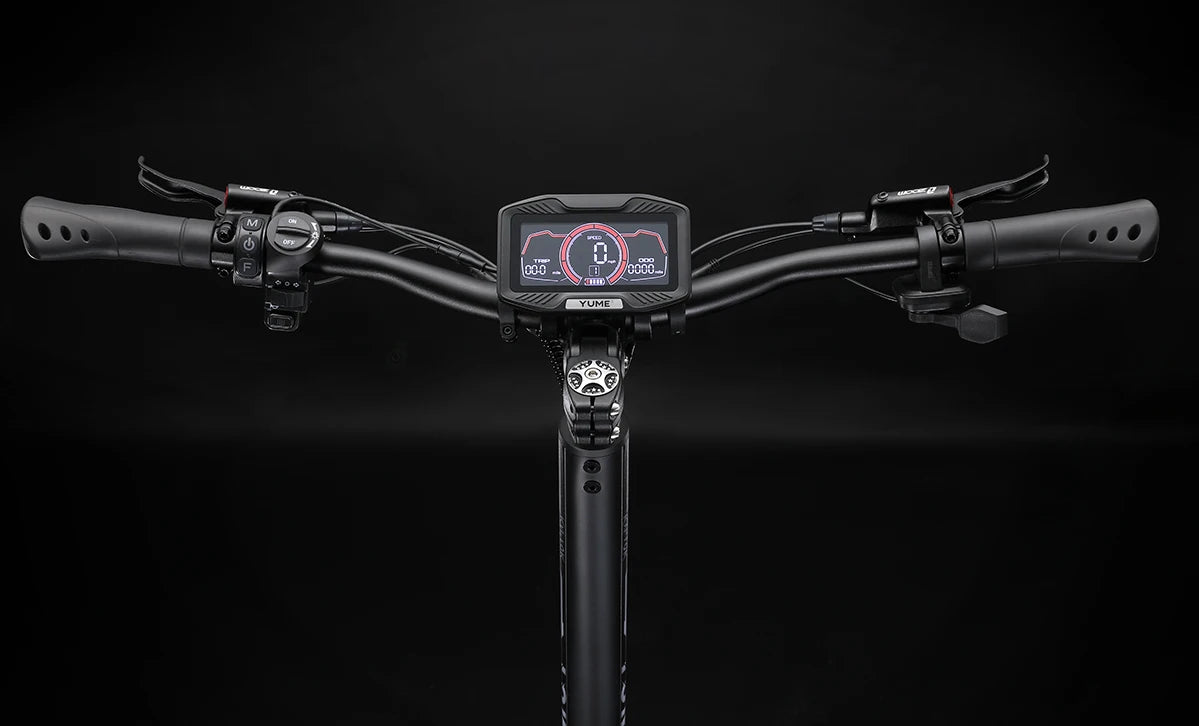 Dual 3000W motors deliver a staggering 6000W peak output, propelling the scooter to a top speed of 85 km/h