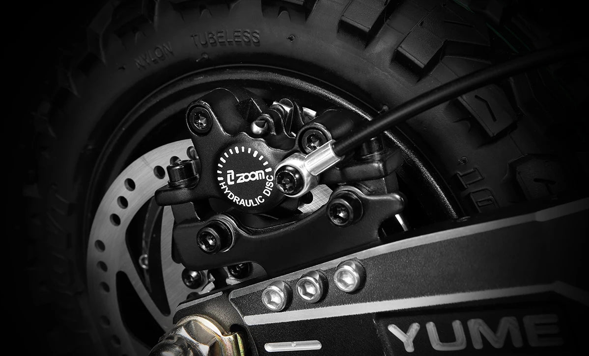 Dual 3000W motors deliver a staggering 6000W peak output, propelling the scooter to a top speed of 85 km/h